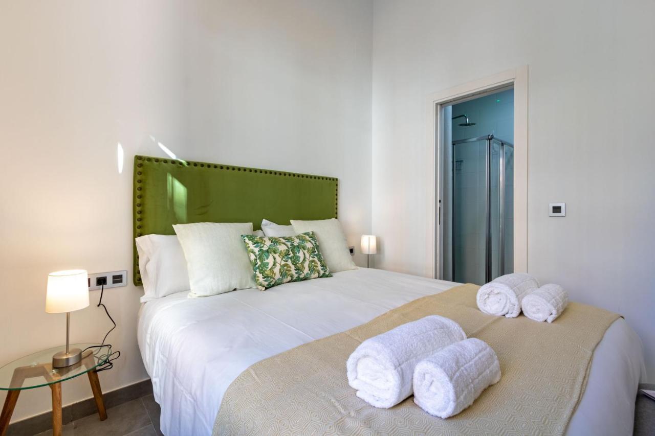Apartmán Nine O Clock San Agustin Sevilla Exteriér fotografie